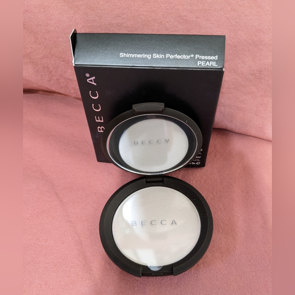 Becca Shimmering Skin Perfector Pressed- Pearl